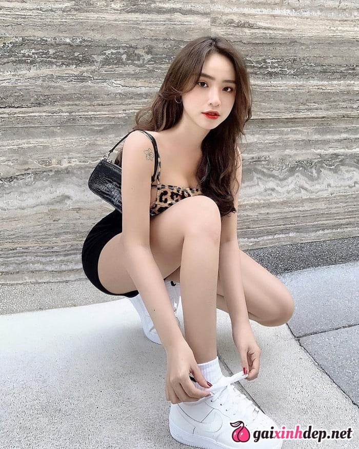Hot Girl Nguyễn Vân Anh
