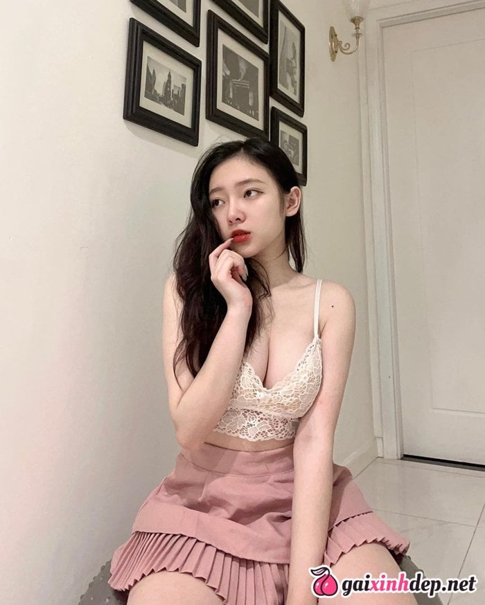 Instagram Linh Chi