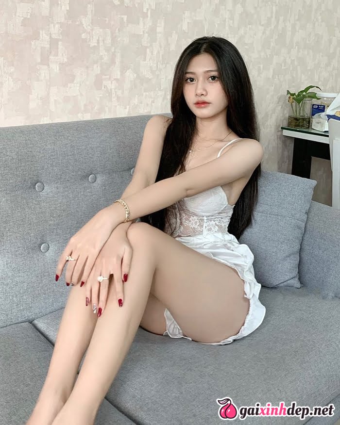 Le Thi Thuy Trang Sexy 115