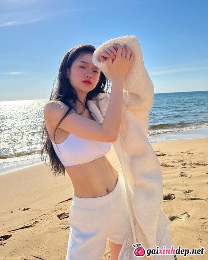 Linh Ka Sexy