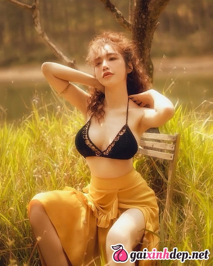 Sexy Elly Trần