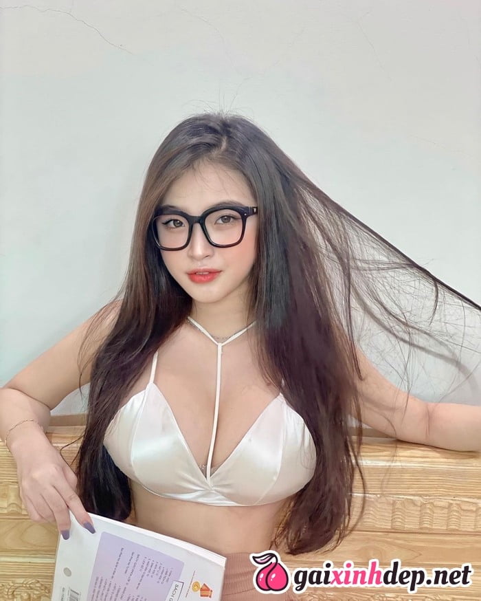Hot Girl Phan Thi Bao Tran Sexy 1
