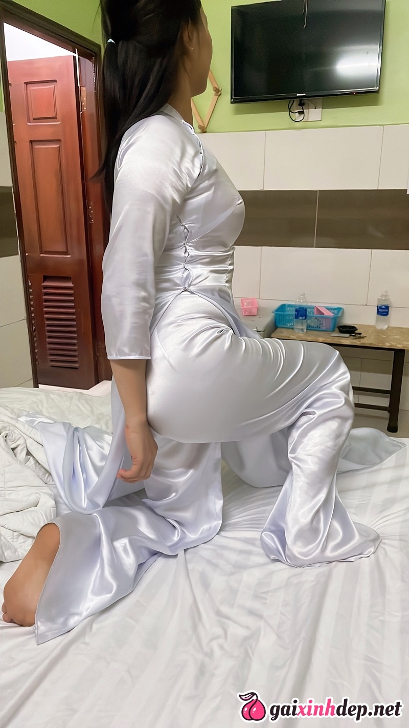 Quay Len Ao Dai 6