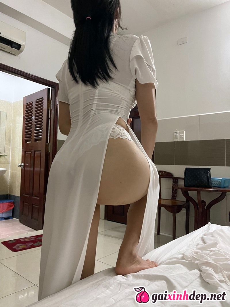 Quay Len Ao Dai 82